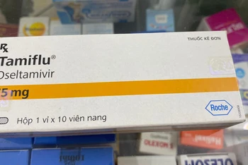 Hà Nội: Thuốc Tamiflu điều trị cúm A lại bị "thổi giá"