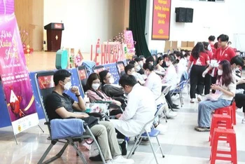 Lễ hội Xuân hồng tiếp nhận 11.708 đơn vị máu