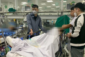 Bệnh nhân cấp cứu tại Bệnh viện Hữu nghị Việt Đức. 