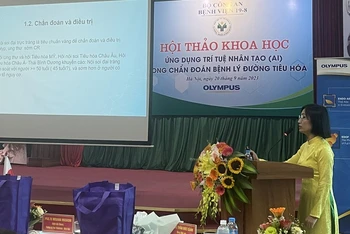 Thạc sĩ, bác sĩ Nguyễn Thị Thu Hằng chia sẻ về kết quả nội soi tiêu hóa tại bệnh viện.