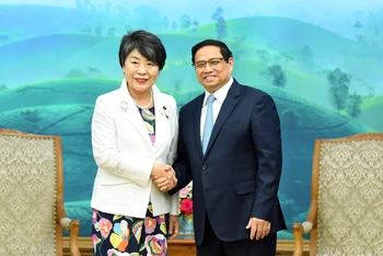 Thủ tướng Phạm Minh Chính đón Bộ trưởng Ngoại giao Nhật Bản Kamikawa Yoko.