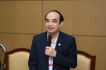Giáo sư, Tiến sĩ Nguyễn Hữu Tú, Phó Bí thư Đảng ủy, Hiệu trưởng Trường Đại học Y Hà Nội.