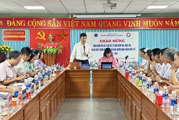 Tiến sĩ, bác sĩ Dương Huy Lương, Phó Cục trưởng Cục Quản lý Khám, chữa bệnh làm Trưởng đoàn kiểm tra.