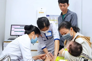 Trẻ được bảo đảm tiêm đầy đủ, không thiếu vaccine. 