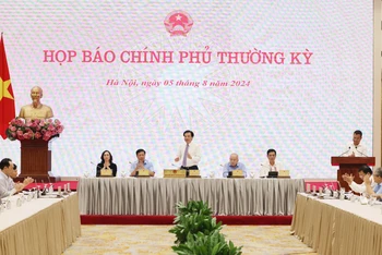 Quang cảnh buổi họp báo. (Ảnh: VGP)