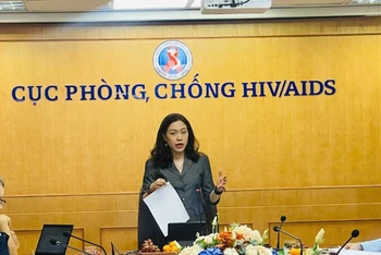 Phó Giáo sư, Tiến sĩ Phan Thị Thu Hương, Cục trưởng Cục Phòng, chống HIV/AIDS phát biểu tại chương trình.