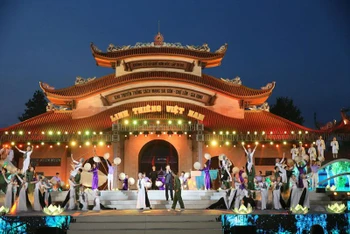 Chương trình “Linh thiêng Việt Nam” được kết nối đến điểm cầu Khu truyền thống Cách mạng Sài Gòn-Chợ Lớn-Gia Định (huyện Củ Chi) tối 24/7.