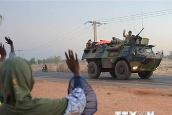 Binh sĩ Pháp rời Bamako, Mali, ngày 15/1/2013. (Ảnh: AFP/ TTXVN)