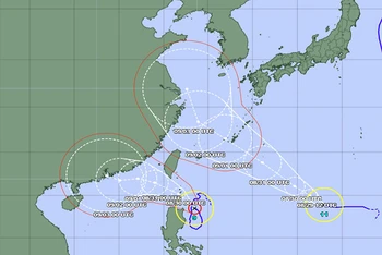 Đường đi của bão Saola và bão Haikui lúc 7 giờ ngày 29/8. (Dự báo của Nhật Bản)