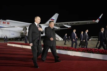 Tổng thống Nga Putin đến Bình Nhưỡng. (Ảnh: KREMLIN.RU)
