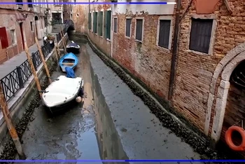 [Video] Các con kênh ở Venice đang dần khô cạn