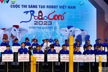 32 đội tuyển xuất sắc dự thi vòng chung kết Robocon 2023 tổ chức tại Nam Định.