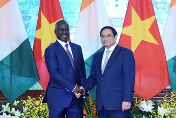 Thủ tướng Phạm Minh Chính tiếp Chủ tịch Quốc hội Bờ Biển Ngà Adama Bictogo thăm chính thức Việt Nam. 