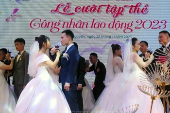 Lễ cưới tập thể của 17 cặp đôi công nhân lao động tỉnh Thái Nguyên