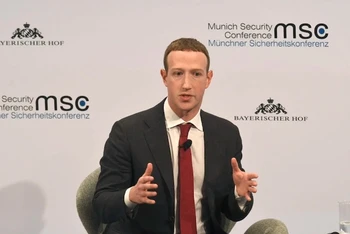 Giám đốc điều hành (CEO) Công ty Meta Mark Zuckerberg phát biểu tại một hội nghị ở Munich, Đức. (Ảnh: AFP/TTXVN)