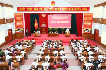 Quang cảnh kỳ họp thứ 19 Hội đồng nhân dân tỉnh Ninh Thuận, khóa 11.