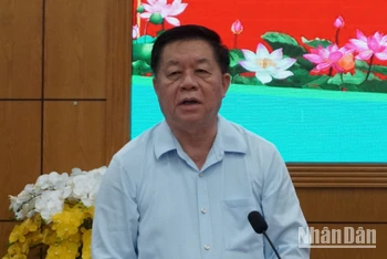 Trưởng Ban Tuyên giáo Trung ương Nguyễn Trọng Nghĩa phát biểu tại buổi làm việc.