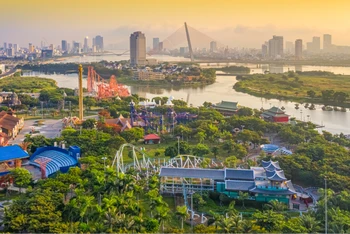 Nhìn lại một mùa hè sôi động của du lịch Đà Nẵng