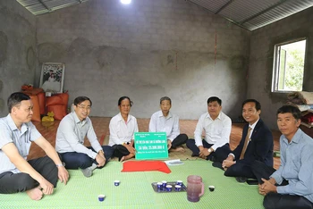 Ngôi nhà mới khang trang được bàn giao nhà cho gia đình ông Hà Văn Sể.