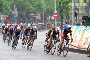 Khai mạc cuộc đua xe đạp Cúp truyền hình TP Hồ Chí Minh lần thứ 35