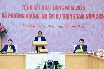 [Ảnh] Thủ tướng chủ trì Phiên họp lần thứ 7 của Ủy ban Quốc gia về chuyển đổi số