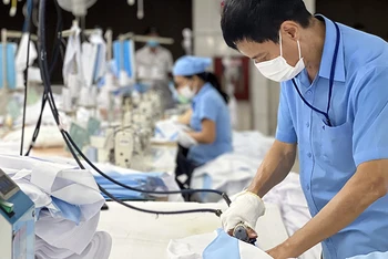 Người lao động Công ty may Hòa Thọ, thành phố Hội An, tỉnh Quảng Nam được bảo đảm các quyền lợi.