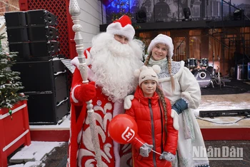 [Ảnh] Lễ hội "Hành trình đến Giáng sinh" ở Moskva, Liên bang Nga