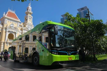 Mô hình xe buýt điện đưa vào hoạt động tại Thành phố Hồ Chí Minh trong năm 2022 được hành khách lựa chọn vì thân thiện với môi trường.