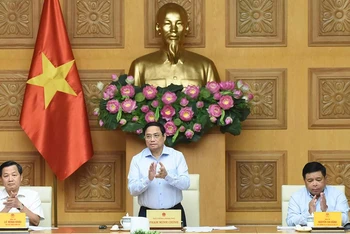 Thủ tướng Phạm Minh Chính chủ trì cuộc làm việc. (Ảnh: TRẦN HẢI)