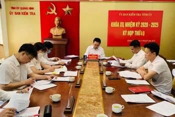 Kỳ họp 40 Ủy ban Kiểm tra Tỉnh ủy Quảng Ninh họp xem xét kỷ luật đảng viên vi phạm.