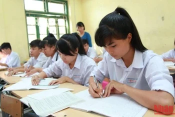 Giờ học của học sinh lớp 12 Trường THPT Tiền Phong, huyện Mê Linh (Hà Nội). (Ảnh: PHẠM HÙNG)