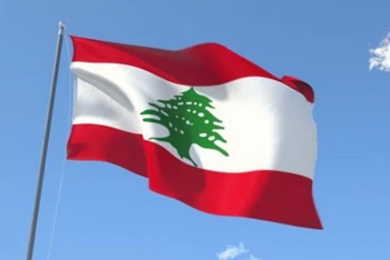 Quốc kỳ nước Cộng hòa Lebanon. 