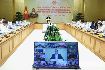 Thủ tướng Phạm Minh Chính chủ trì Hội nghị Thường trực Chính phủ về chuyển đổi số với các đồng chí Bộ trưởng, trưởng ngành, Chủ tịch UBND các tỉnh, thành phố trực thuộc Trung ương.