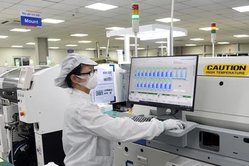 Sản xuất linh kiện điện tử ở Công ty TNHH Bumjin Electronics Vina (100% vốn đầu tư của Hàn Quốc).