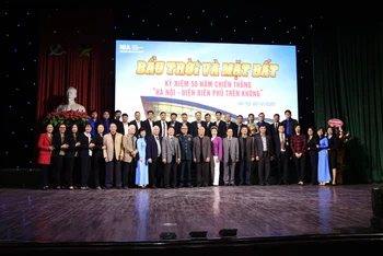 Giao lưu nhân chứng lịch sử “50 năm chiến thắng “Hà Nội - Điện Biên Phủ trên không”