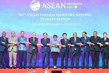 Bộ trưởng Bộ Ngoại giao Bùi Thanh Sơn dự Hội nghị Bộ trưởng Ngoại giao ASEAN lần thứ 56 tại Indonesia (tháng 7/2023).