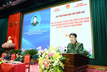 Đại tướng Lương Cường phát biểu khai mạc hội thảo. 
