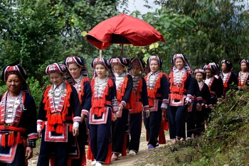 Người Dao đại bản. (Ảnh: THÀNH ĐẠT)