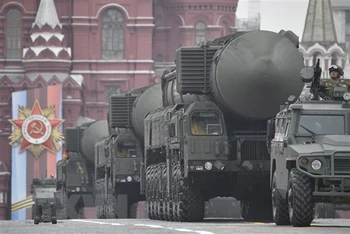 Tên lửa liên lục địa có khả năng mang đầu đạn hạt nhân Yars RS-24 của Nga. (Ảnh: AFP/TTXVN) 