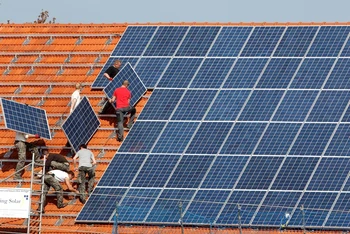 Solar panel installation in Landshut, Germany. (Photo: REUTERS) 