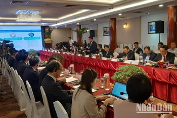 Quang cảnh Hội nghị bàn tròn giữa chính quyền Thành phố Hồ Chí Minh và Hiệp hội Doanh nghiệp Nhật Bản tại Thành phố Hồ Chí Minh.