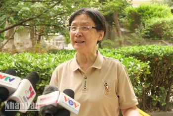 Bà Vương Phong, nhân sĩ hữu nghị có nhiều tình cảm với đất nước và con người Việt Nam.