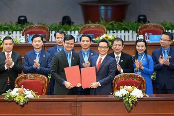 Toàn cảnh Lễ ký kết Nghị quyết liên tịch Ban hành Quy chế phối hợp công tác giữa Chính phủ và Ban Chấp hành Trung ương Đoàn giai đoạn 2022-2027.