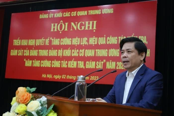 Đồng chí Nguyễn Văn Thể phát biểu chỉ đạo hội nghị.