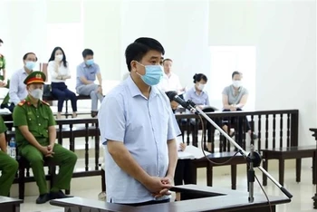 Bị cáo Nguyễn Đức Chung, cựu Chủ tịch Ủy ban Nhân dân thành phố Hà Nội. (Ảnh: TTXVN)