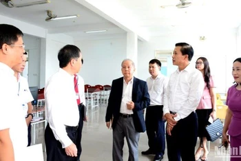 Đoàn công tác của Học viện Chính trị Quốc gia Hồ Chí Minh đến khảo sát tại Trường Chính trị Nguyễn Chí Thanh.