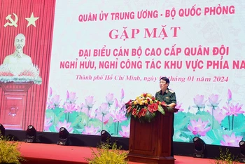 Đại tướng Lương Cường, Ủy viên Bộ Chính trị, Ủy viên Thường vụ Quân ủy Trung ương, Chủ nhiệm Tổng Cục Chính trị Quân đội nhân dân Việt Nam phát biểu tại buổi gặp mặt.