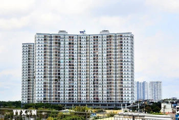 Khu cao tầng Jamona Apatment (quận 7, Thành phố Hồ Chí Minh) được xem là dự án xã hội có quy mô lớn nhất Nam Sài Gòn. (Ảnh: Hồng Đạt/TTXVN)