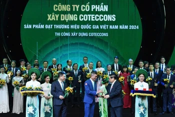 Coteccons nhận danh hiệu "Thương hiệu quốc gia Việt Nam năm 2024".