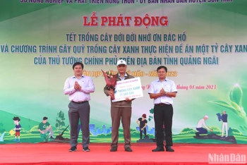 Công ty TNHH MTV nông lâm nghiệp thương mại dịch vụ Tài Nguyên, doanh nghiệp tư nhân luôn tích cực chung tay đóng góp nguồn lực cho Quỹ trồng cây xanh tỉnh Quảng Ngãi.